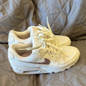 Nike Women's Air Max